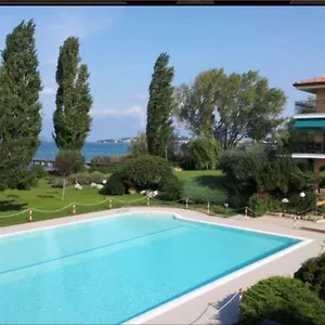 https://anai-apartment.it-lombardy.com